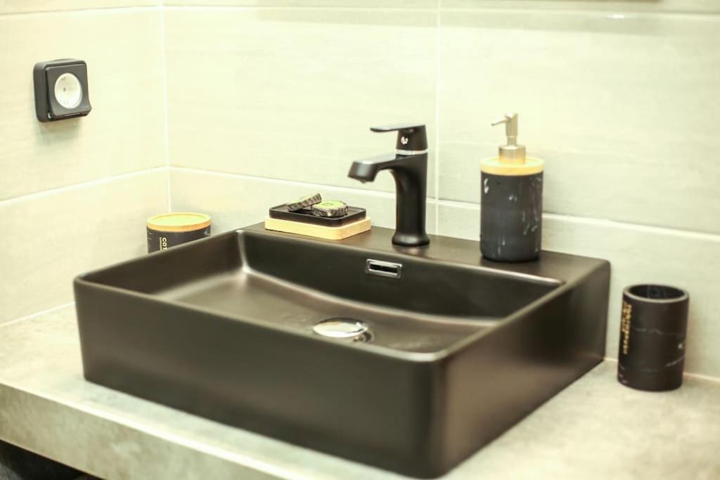 Apartment Modern And Luxury Athens