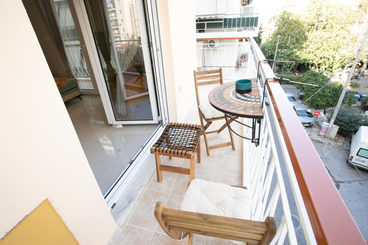 Modern And Luxury Apartment *